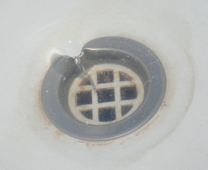 Plughole whirlpool